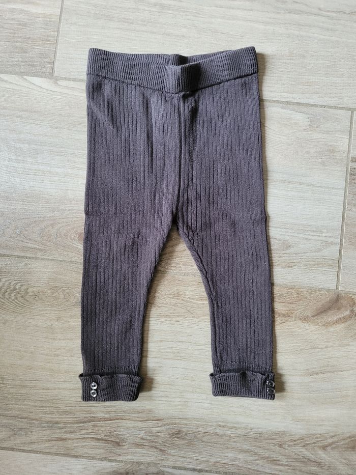 Ensemble t-shirt manches longues fleuris et legging  taille 18 mois - photo numéro 6