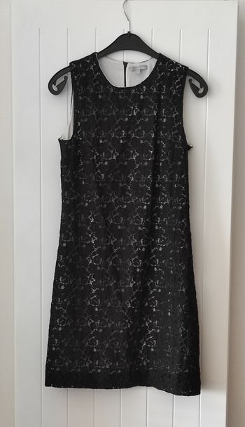 Robe chic en dentelle – femme – taille 38