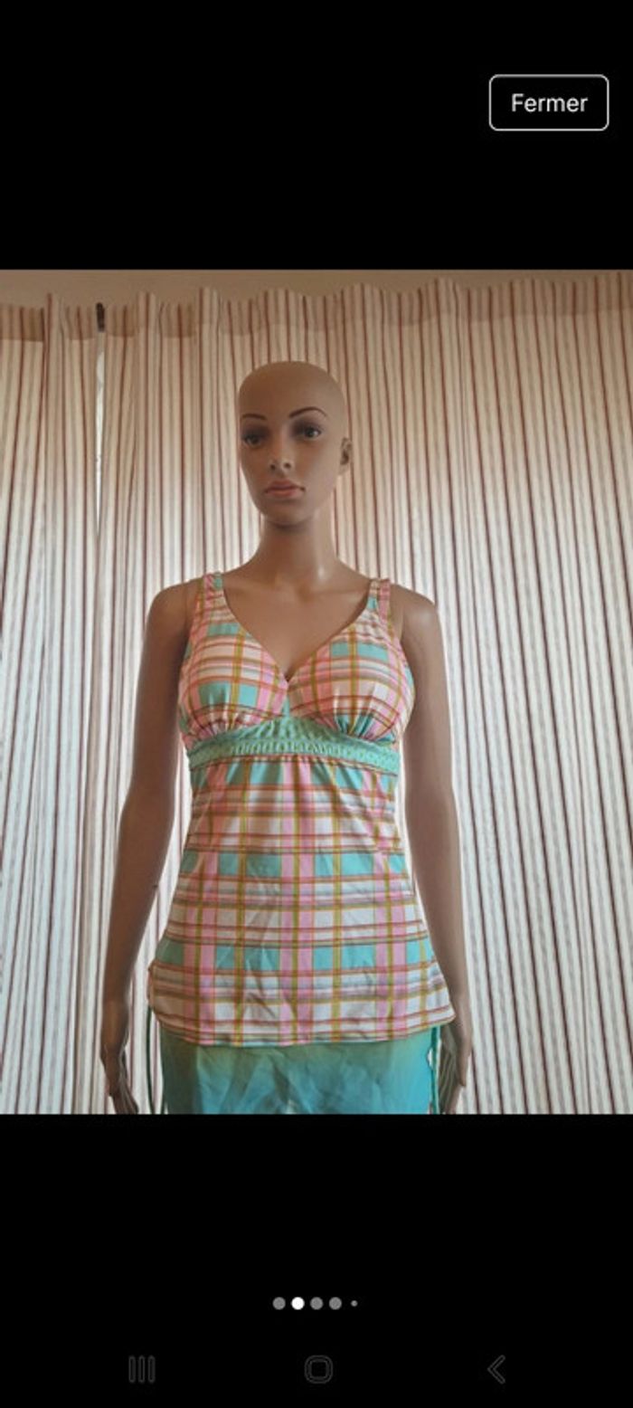 Jolie Haut de Tankini Bpc fr/be 42 cup 95C - photo numéro 2