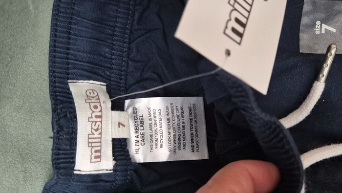 Short neuf taille 7 ans milkshake - photo numéro 4