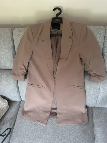 Veste longue cintrée manches 3/4 Vero Moda taille 40