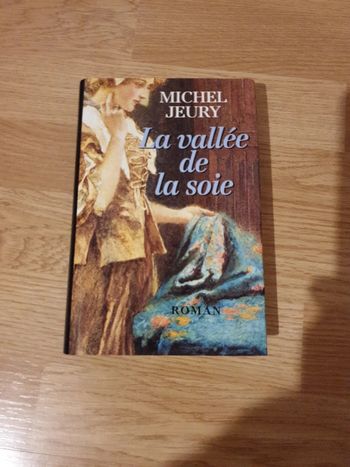 La vallée de la soie de Michel Jeury (TBE)