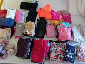 Gros lot de vêtements fille 6 ans