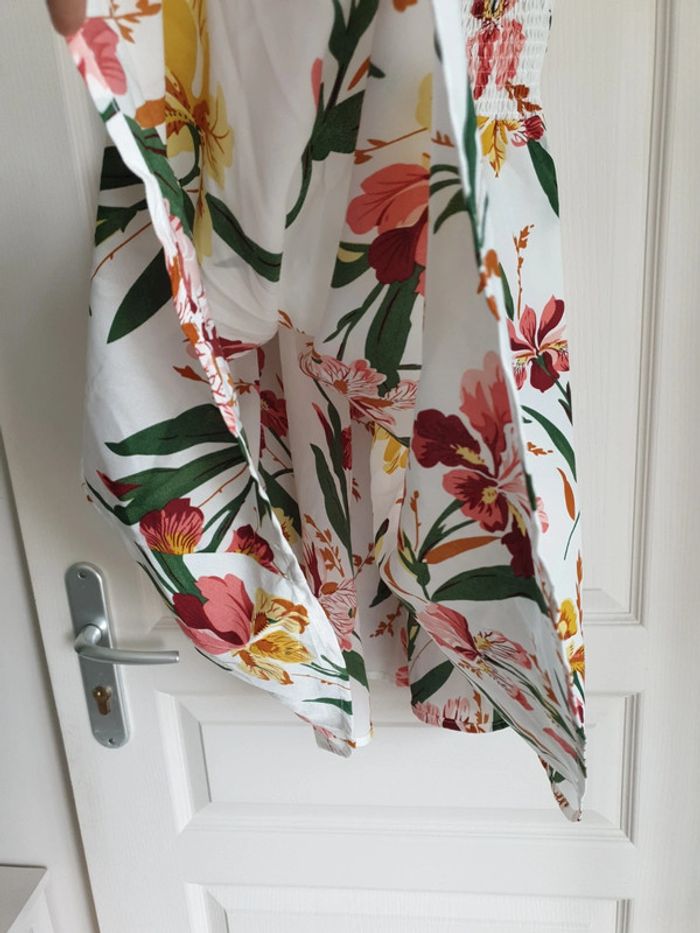 Robe neuve t.u. - photo numéro 3