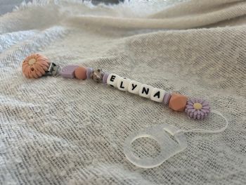 Attache tétine personnalisée 