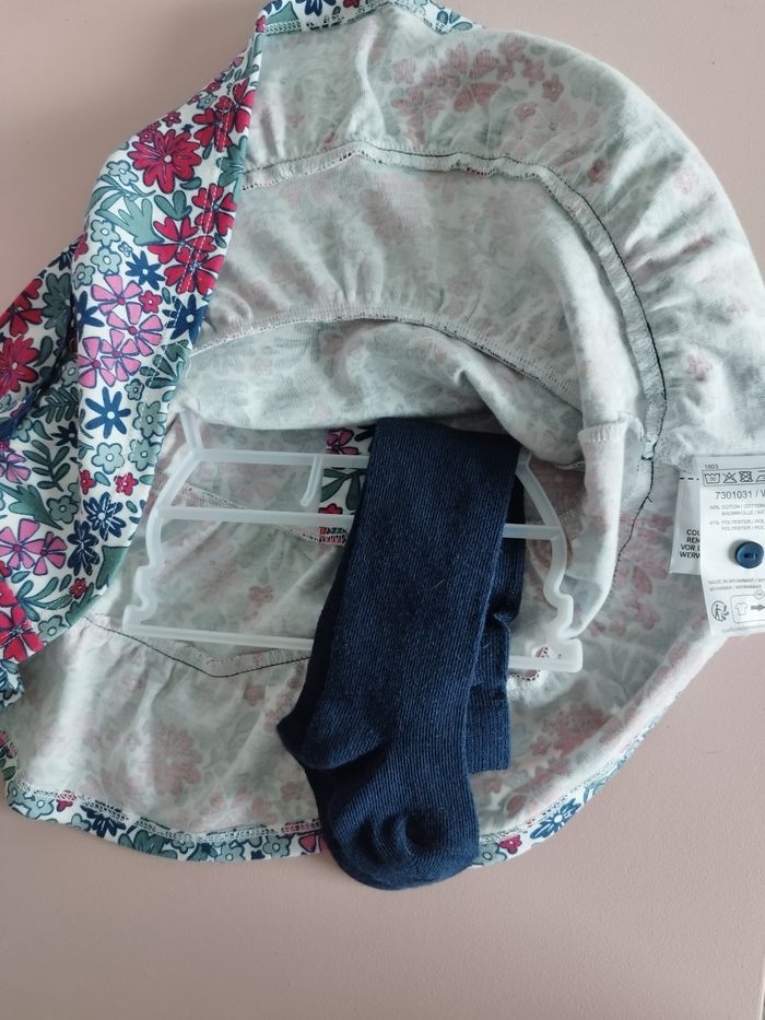 Ensemble Robe + collants neufs