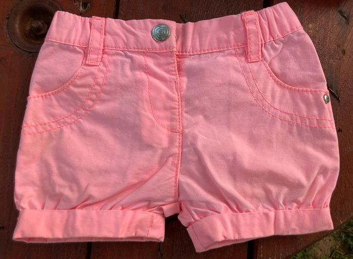 Short rose fille 6 mois