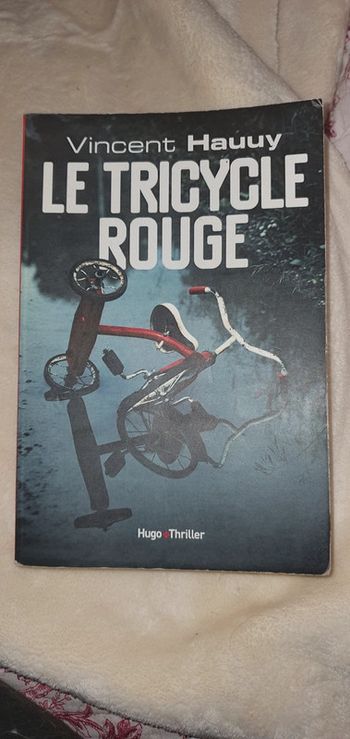 Le tricycle rouge
