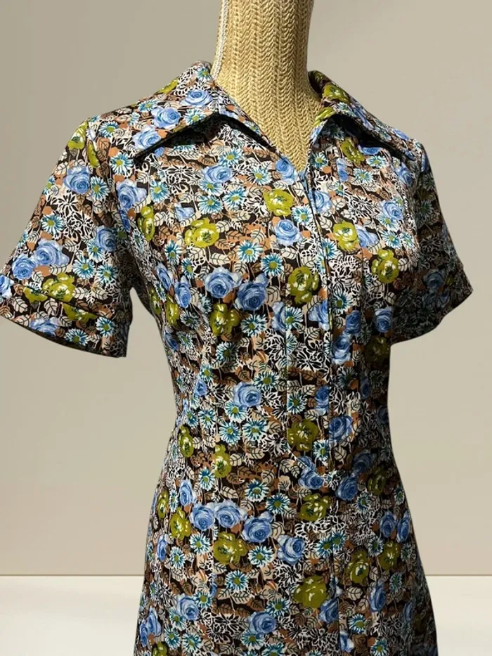 Robe vintage 70s/80s – Floral marron, vert, bleu – Taille M – Style rétro - photo numéro 2