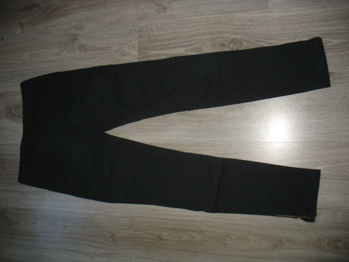 PANTALON SLIM NOIR  "KIABI WOMEN" - TAILLE 38 - n°02 - photo numéro 4