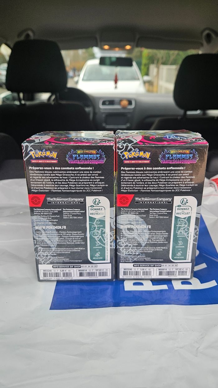 Demi Display Pokémon Flammes Fantasmagoriques - photo numéro 2