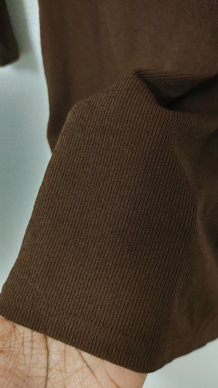 Belle robe marron moulante bouton sur le devant taille XS - photo numéro 5