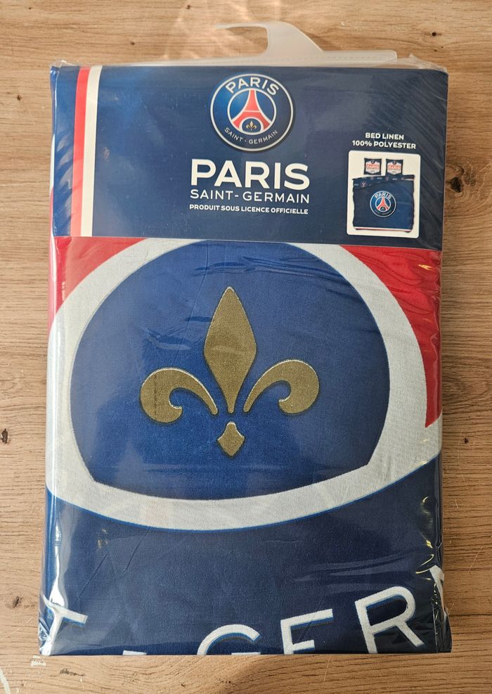 Parure de lit double (housse de couette + deux taies d'oreiller) - Paris Saint-Germain (PSG) - photo numéro 2