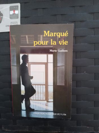 Livre nous deux marqué par la vie