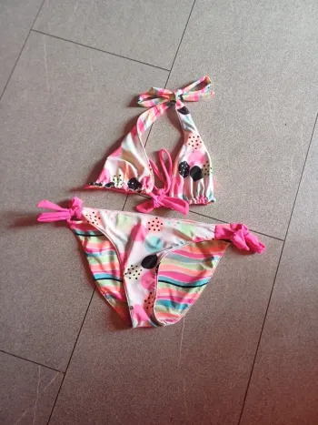 Joli maillot de bain reversible