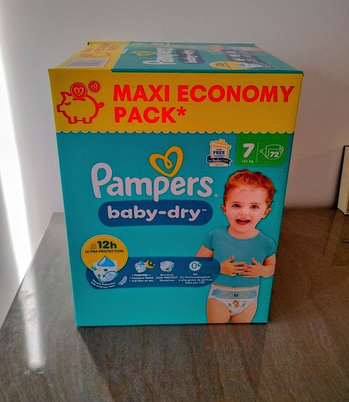 Maxi pack couches Pampers premium protection t7 - photo numéro 2