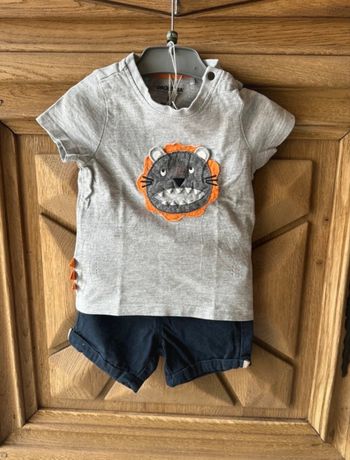 Ensemble t-shirt + short - 6 mois 