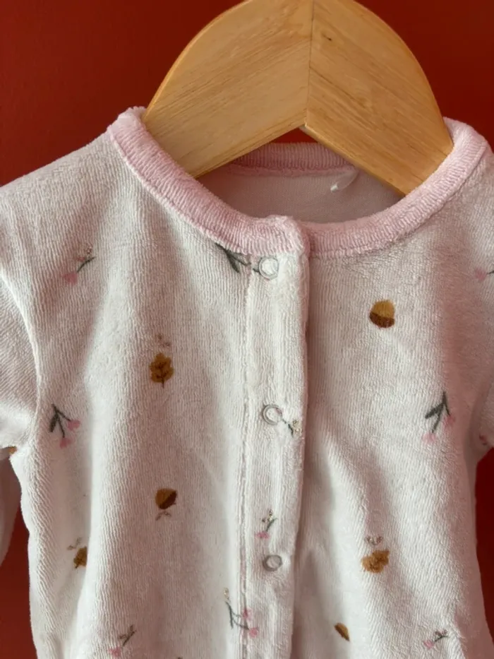 Pyjama rose à motifs orchestra taille 3 mois - photo numéro 3