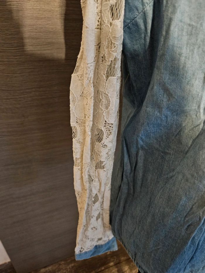 Chemise jean manche dentelle - photo numéro 2