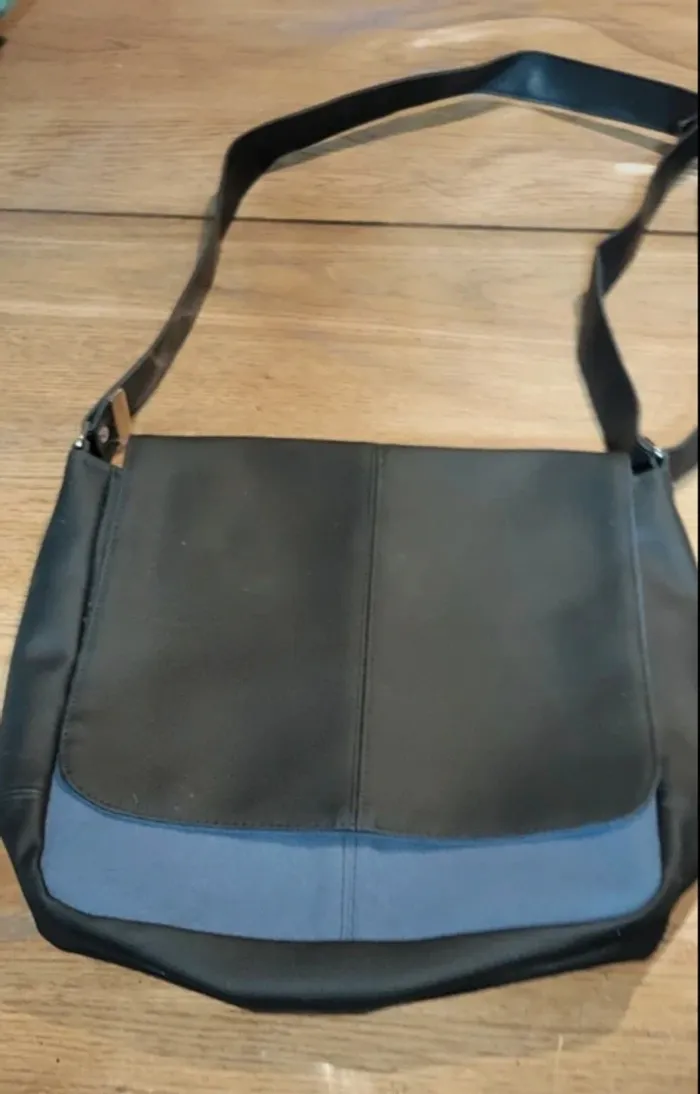 Sac bandoulière atelier de Jango - photo numéro 2