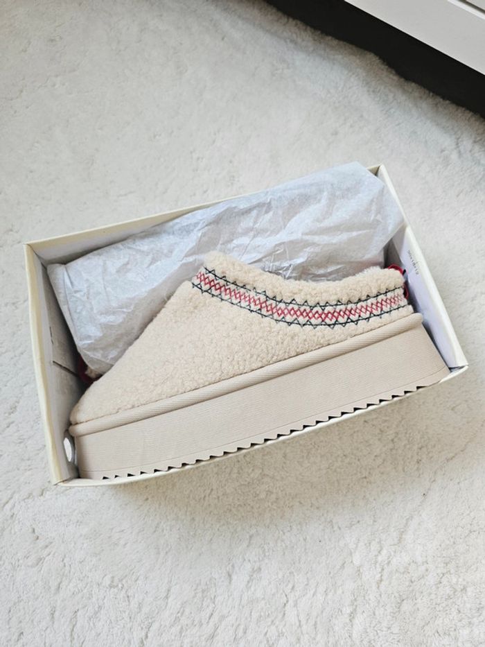 Chaussons beige