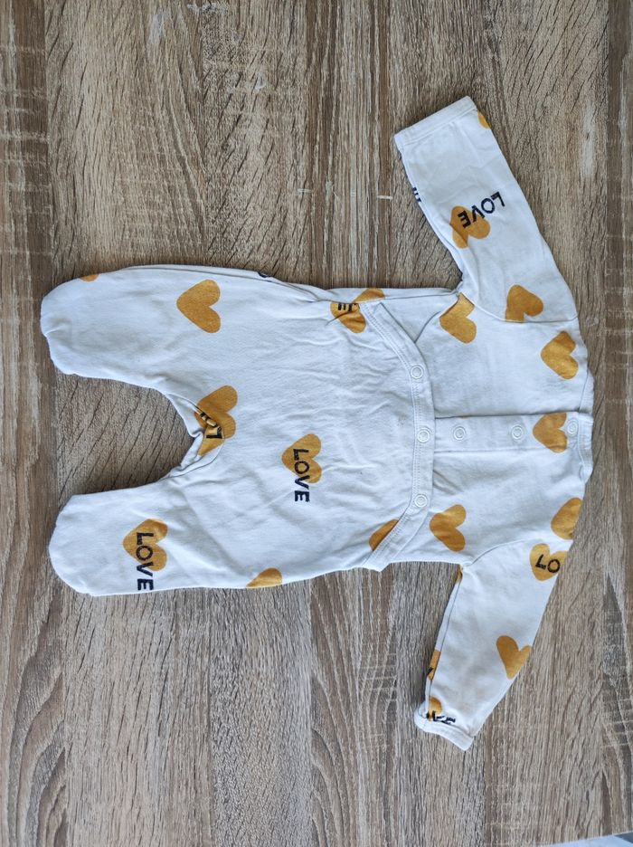 Pyjama grenouillère cœurs jaunes - photo numéro 4