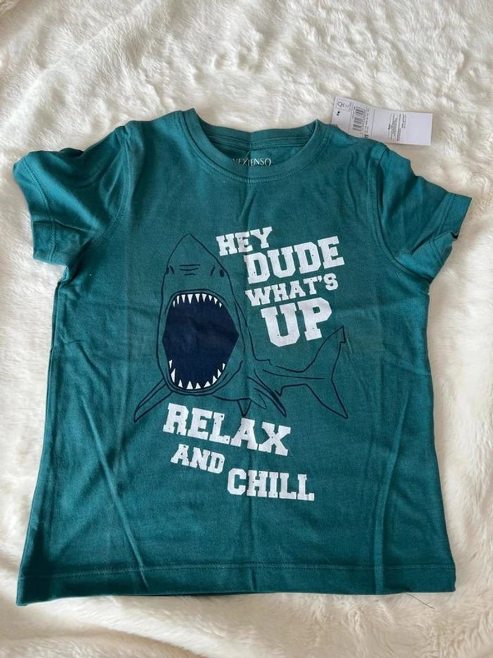 Tee shirt
