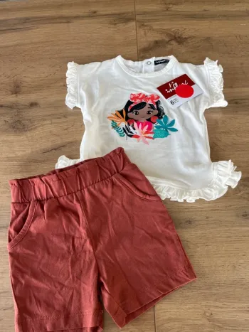 Ensemble 6 mois fille