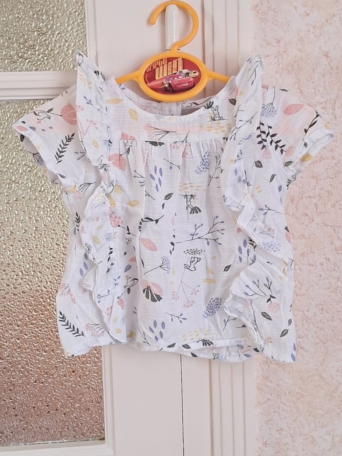 Blouse fille 6/9mois. 74cm