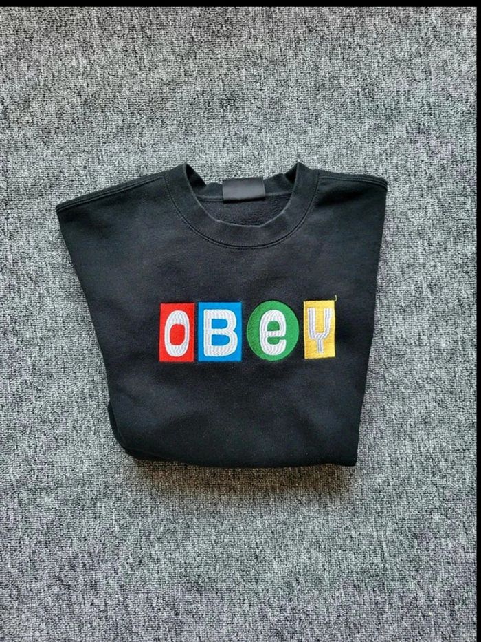 Sweat Obey Noir - Logo Coloré Brodé - Taille S - Streetwear Unisexe - photo numéro 9