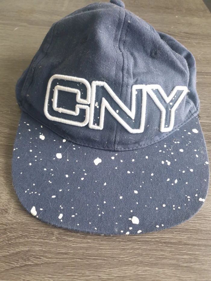 Casquette - photo numéro 2