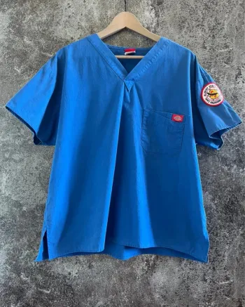 Haut blouse médicale bleue homme Dickies taille M Blusa hombre Casacca medica uomo Herren Kasack