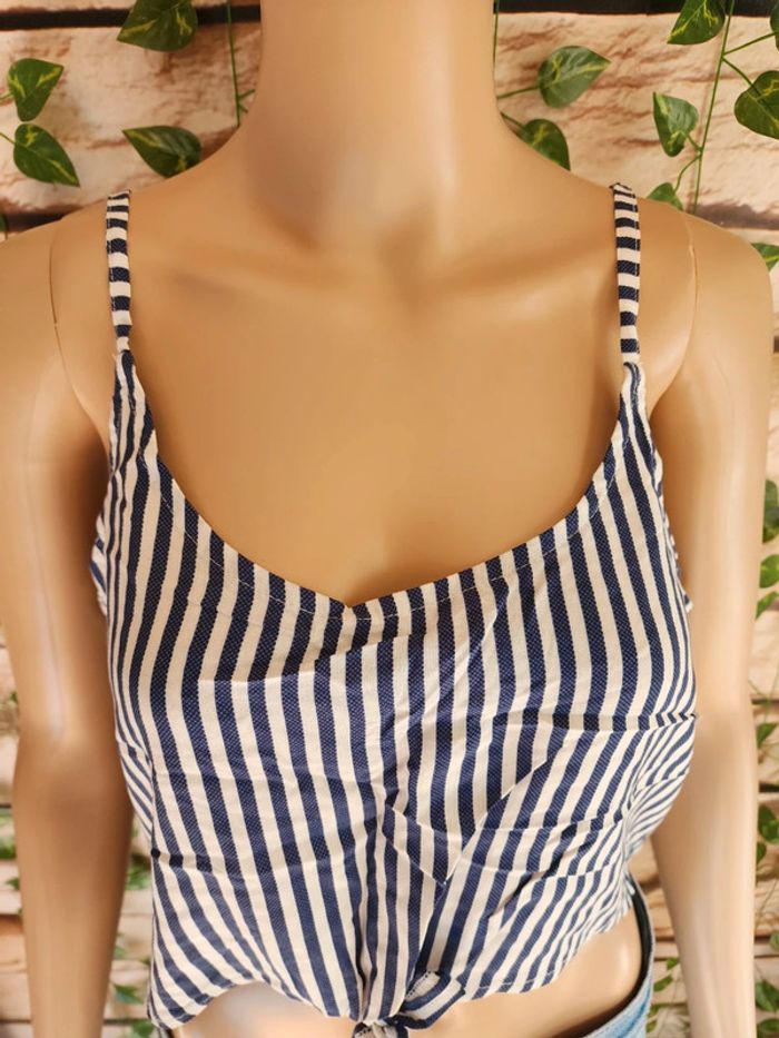 🌸Croptop Marinière 🌸Ardene🌸Taille 40🌸Neuf🌸 - photo numéro 2