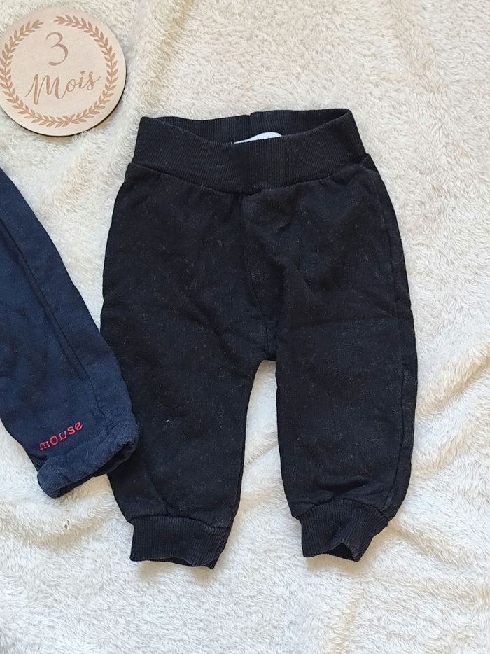 Lot de 2 joggings, 3 mois 👣 - photo numéro 1