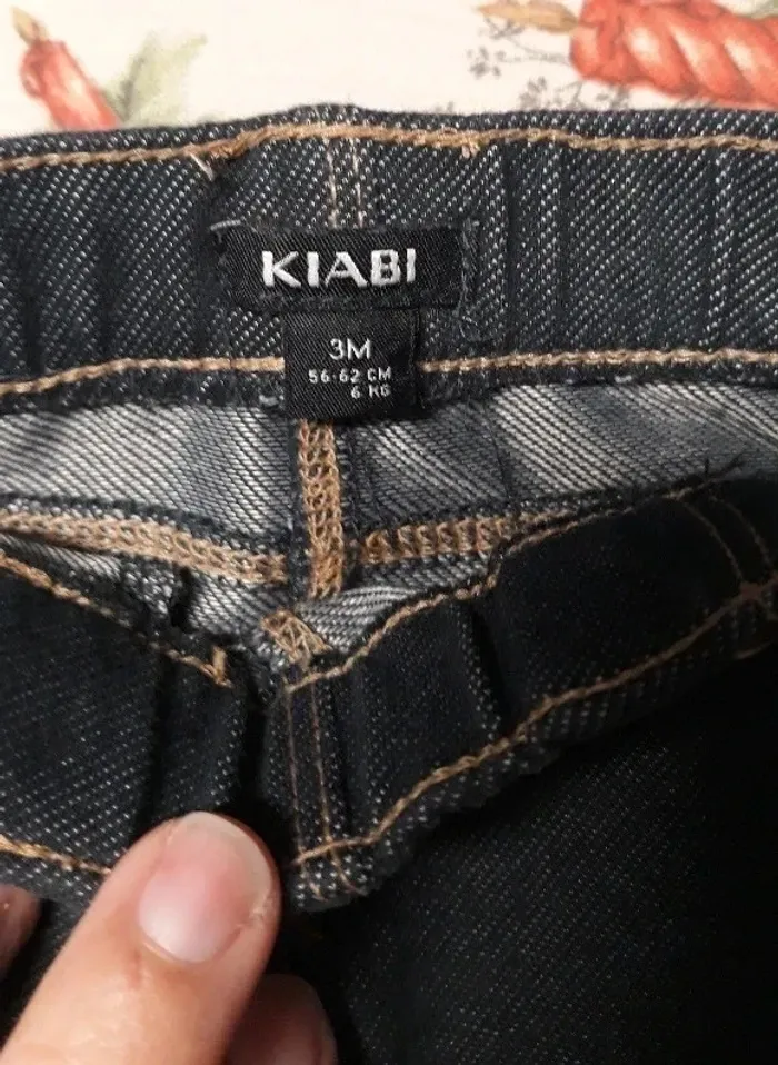 Leggins Kiabi 3 mois tout neuf - photo numéro 3