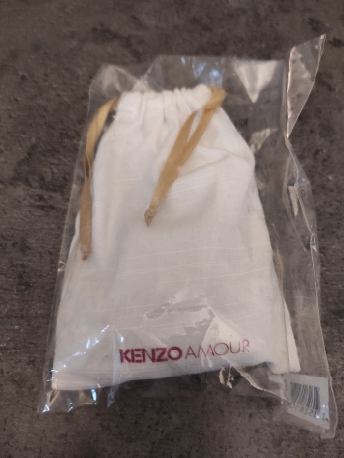 Miniature Amour Kenzo