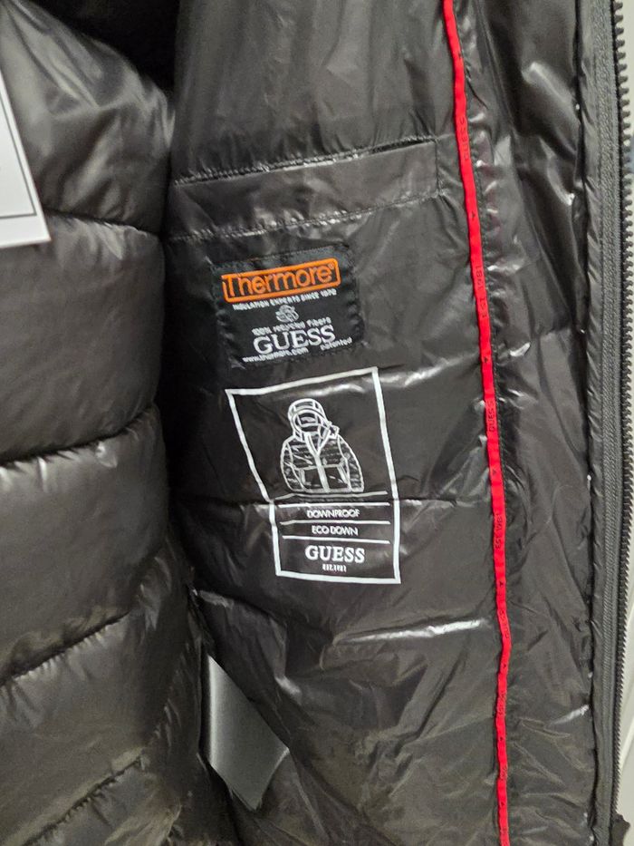 Super doudoune GUESS authentique neuve avec étiquette - photo numéro 3