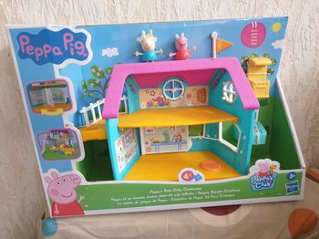 Peppa Pig et sa maison d'amis.