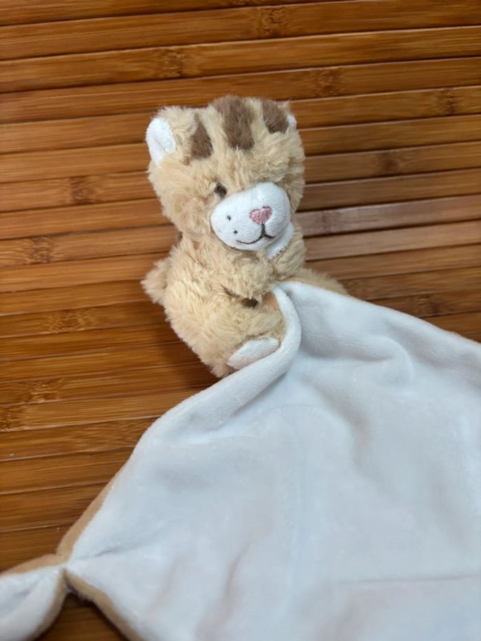 Doudou tigre beige avec son mouchoir blanc tex baby neuf - photo numéro 2