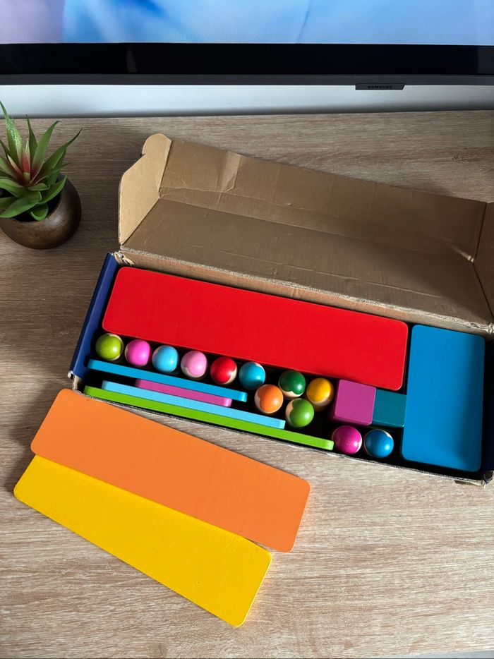 Jeu en bois empilage poupée arc en ciel montessori - photo numéro 4