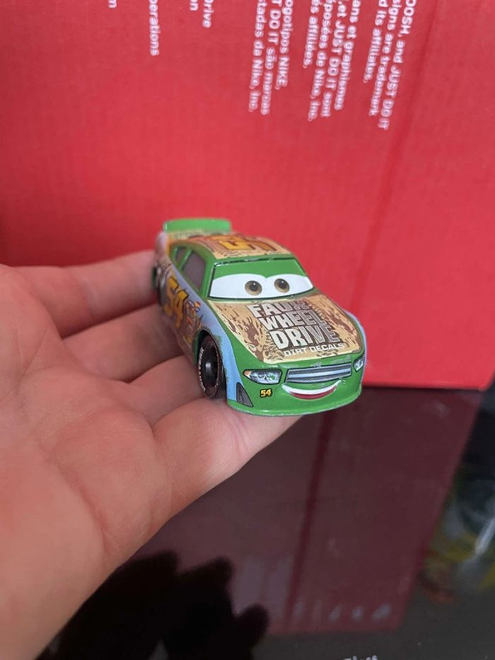 Voiture Cars 3 Tommy Highbanks Disney Pixar Mattel - photo numéro 4