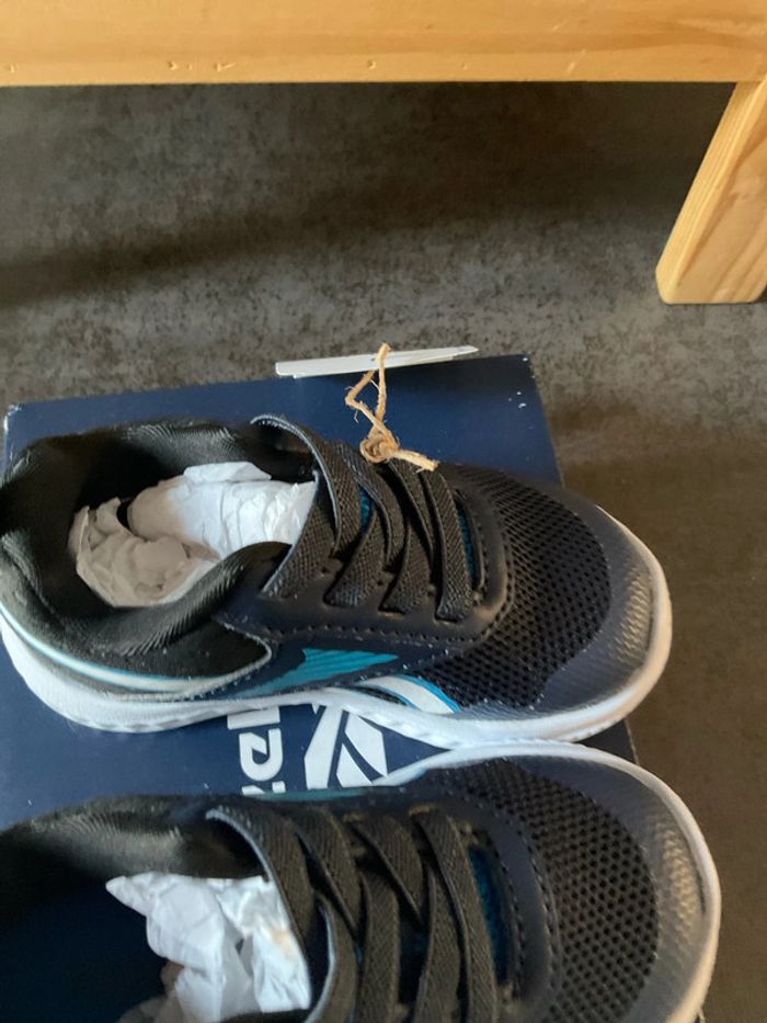 Chaussures baskets Reebok 19,5 - photo numéro 8