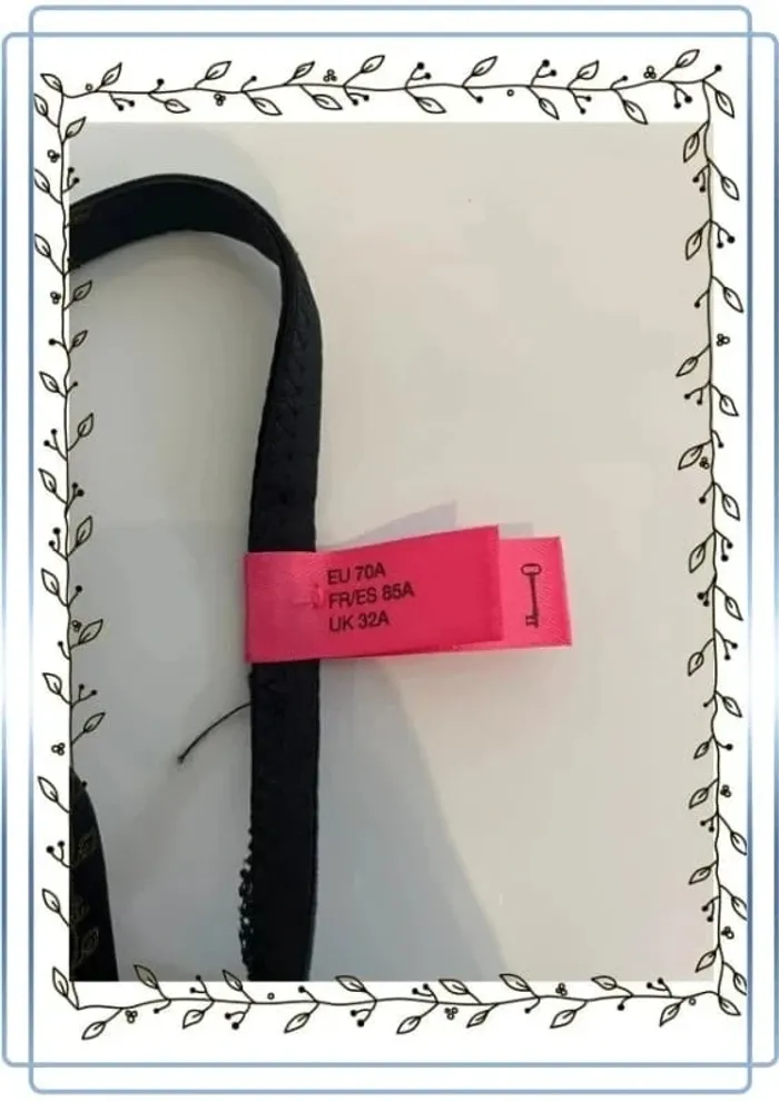 Soutien gorge noir hunkemoller, taille 70A, neuf, valeur 33€ - photo numéro 3