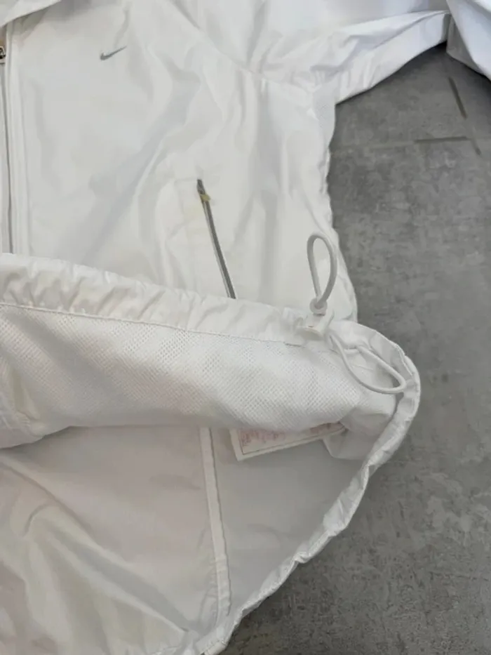 Veste de sport Nike Clima fit femme blanche logo brodé taille M - photo numéro 10