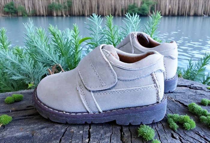 STAR - NEW - CHAUSSURES GARÇON CUIR VELOURS A SCRATCHS & SURPIQÛRES RELIEFS 19 - photo numéro 3