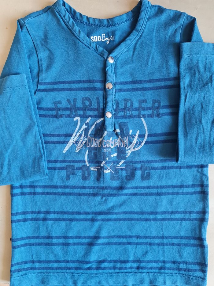 Lot haut 5ans - photo numéro 8