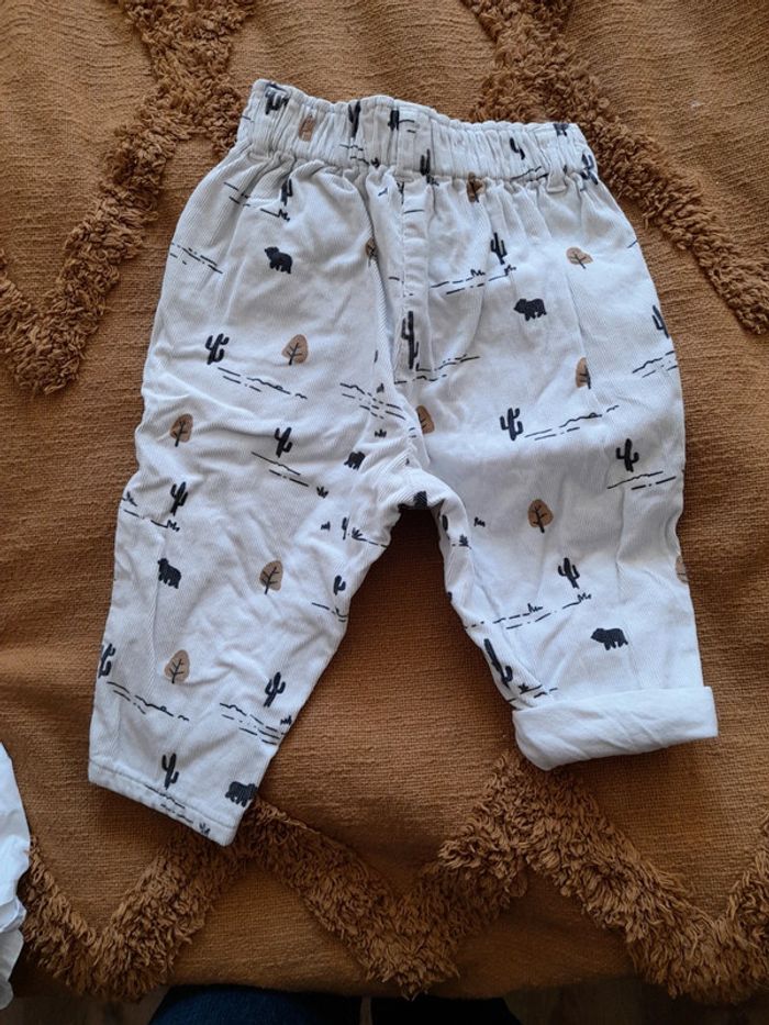 Pantalon kiabi 12 mois mixte - photo numéro 2