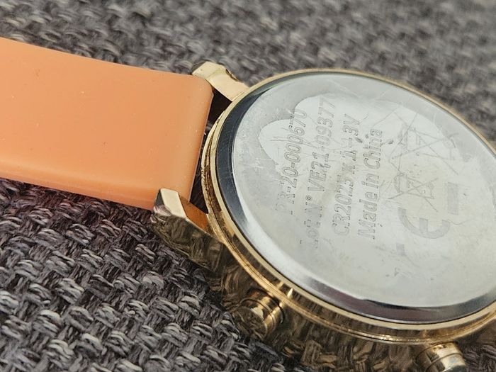 Montre digitale femme enfant PR-20-00670 silicone orange LCD podomètre silicone pile neuve chronomèt - photo numéro 14