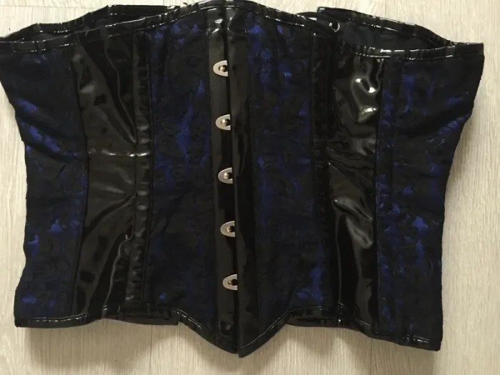 Serre-taille bleu et noir