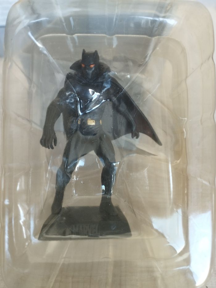 Figurine Marvel black panthère en plomb - photo numéro 2